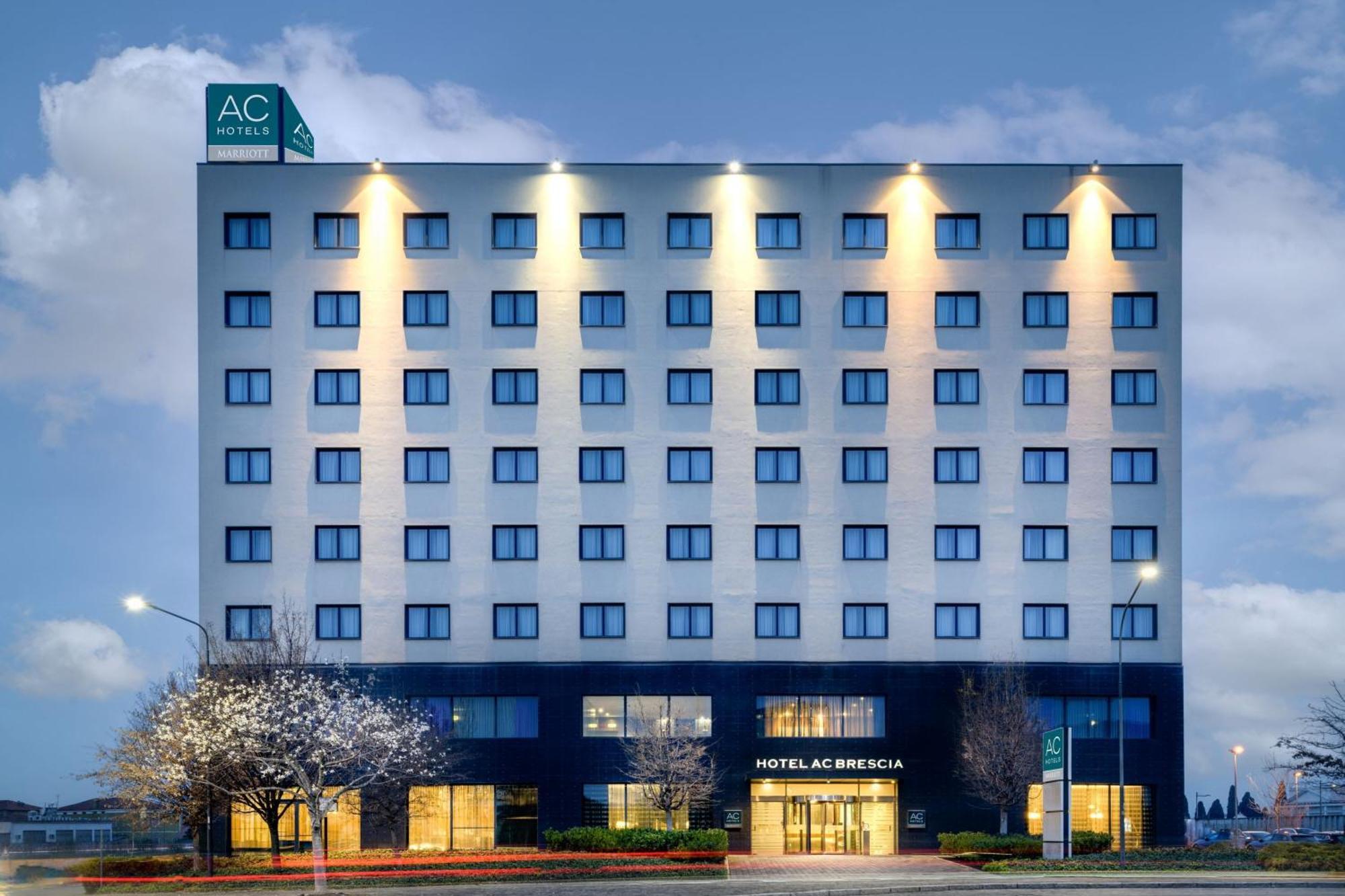 Ac Hotel Brescia By Marriott Exterior photo