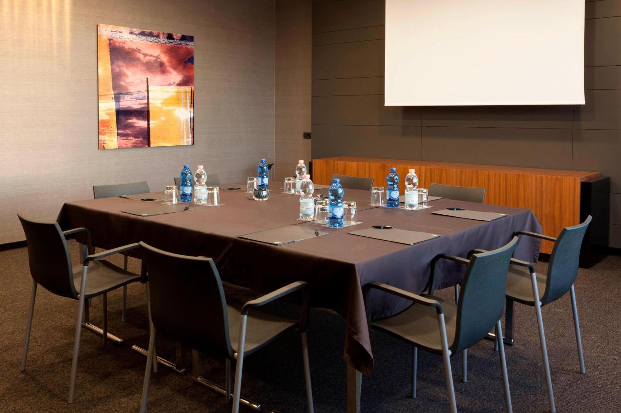 Ac Hotel Brescia By Marriott Exterior photo