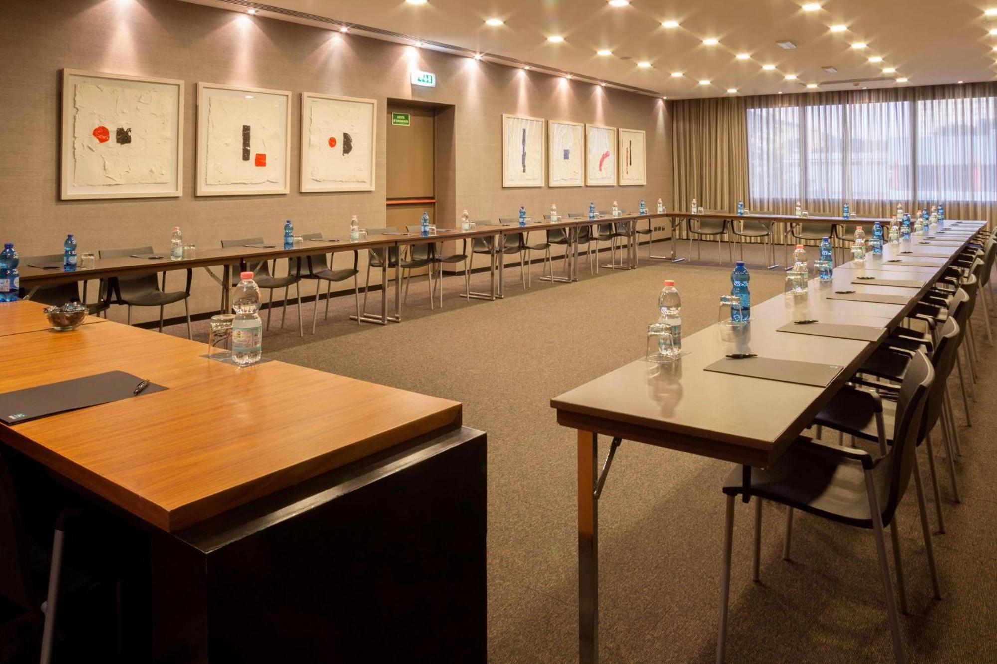 Ac Hotel Brescia By Marriott Exterior photo